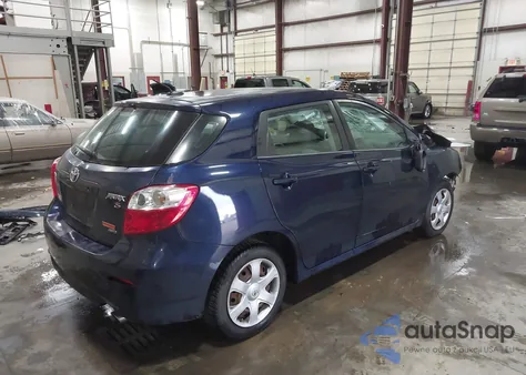 2009 Toyota Matrix S z USA, uszkodzony, nr VIN 2T1LE40E99C011518